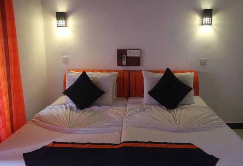 ホテル Samaya Tranz