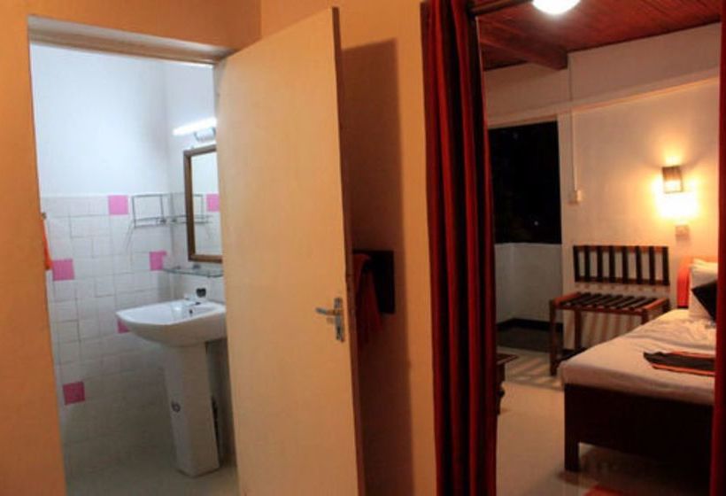 ホテル Samaya Tranz