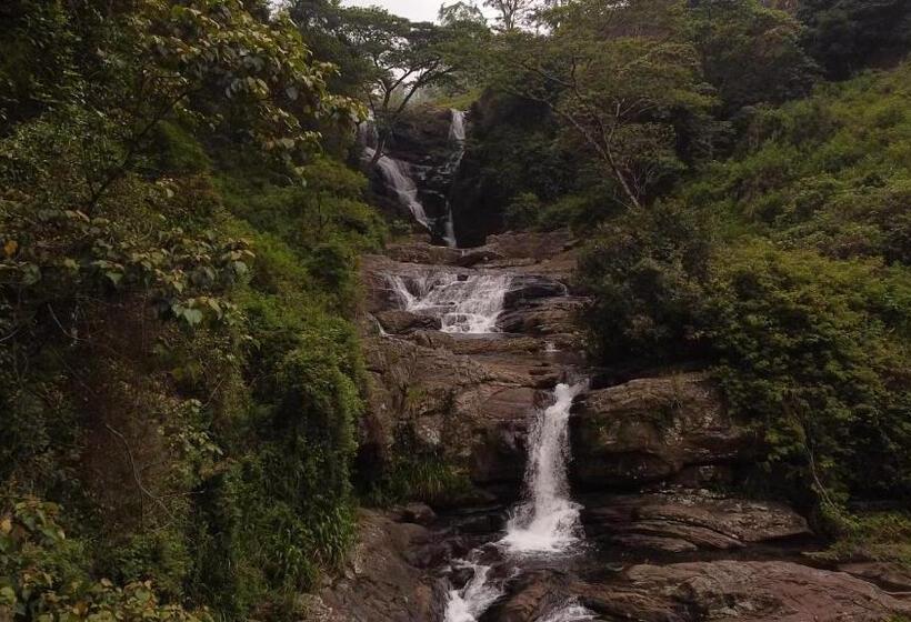 Отель Santani Wellness Kandy