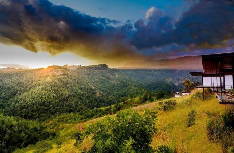 Отель Santani Wellness Kandy