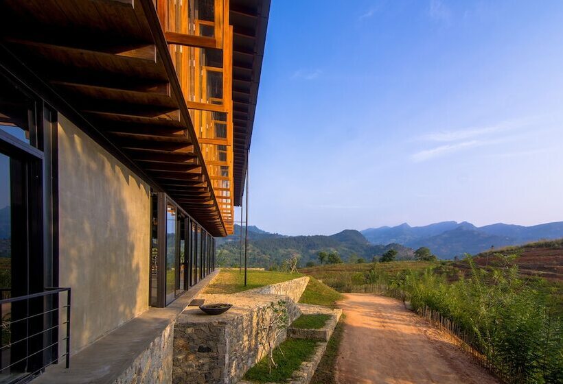 Отель Santani Wellness Kandy