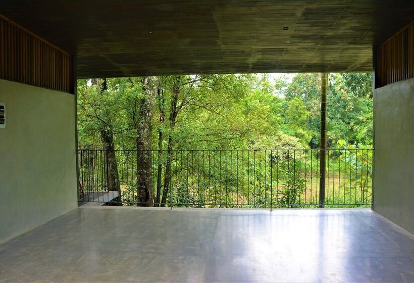 Отель Santani Wellness Kandy