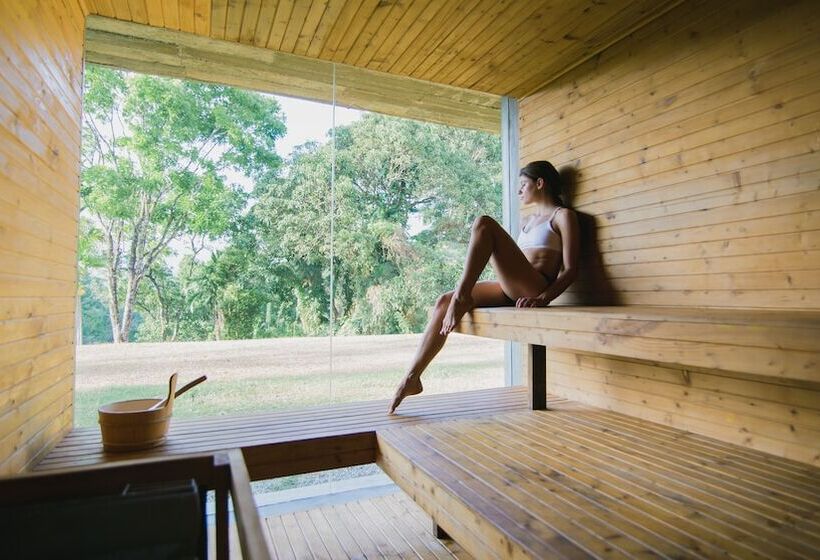 Отель Santani Wellness Kandy