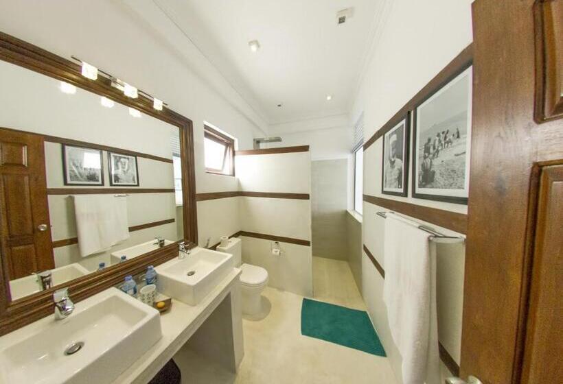 酒店 Sea World Boutique