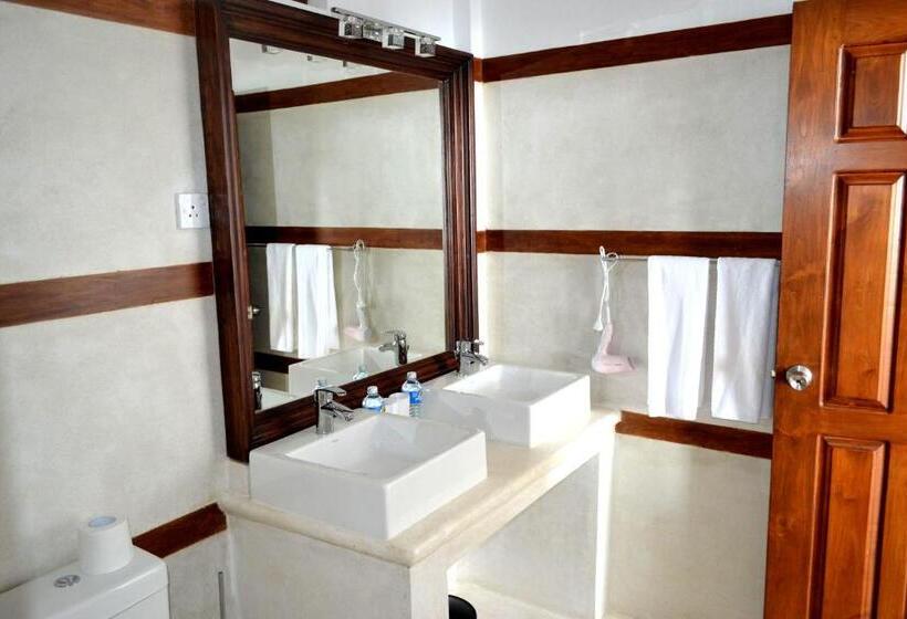 酒店 Sea World Boutique