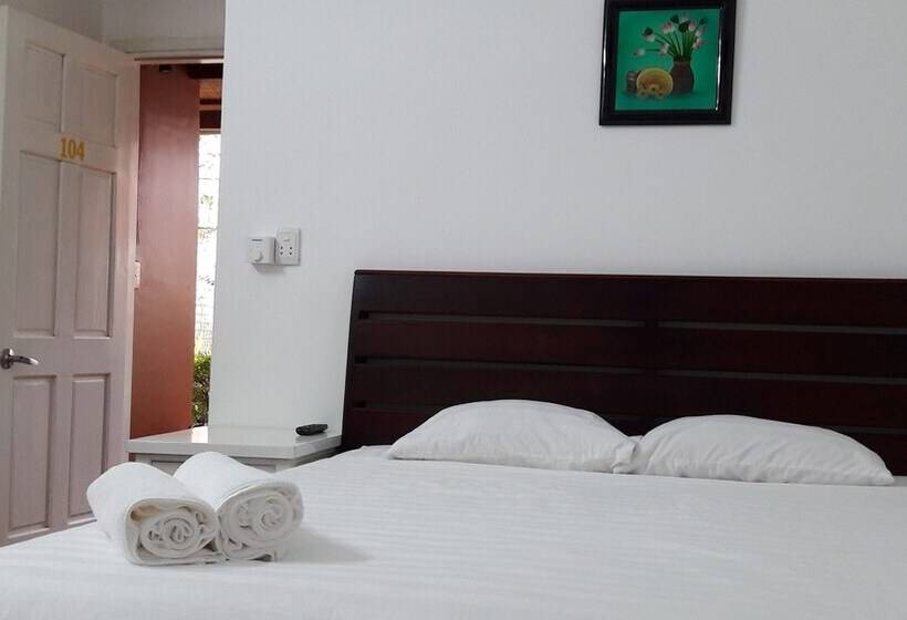 هتل Seaside Villa