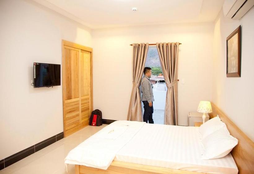 هتل Seaview Long Hai