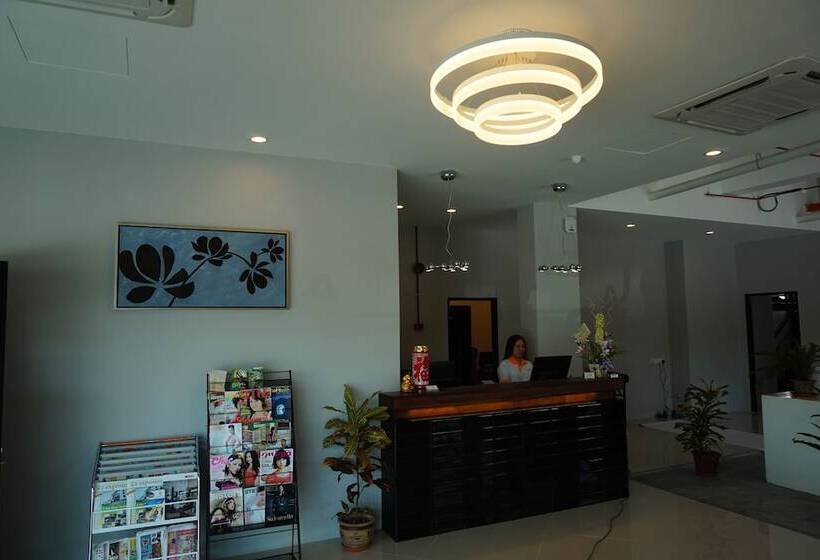 Super 8 Hotel @ Bayan Baru