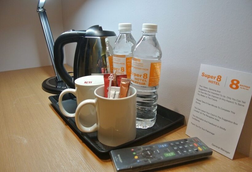 Super 8 Hotel @ Bayan Baru