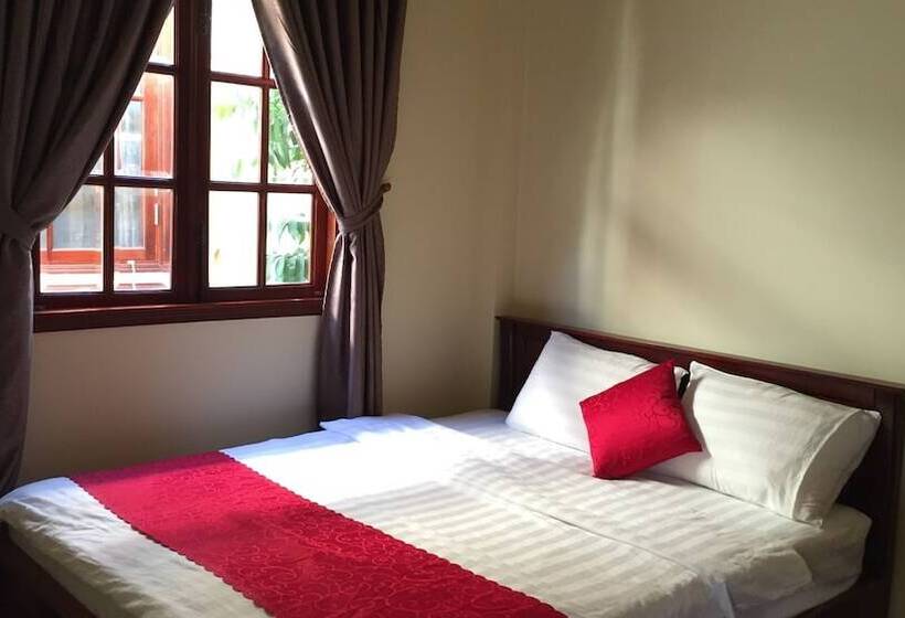 هتل Tina Bungalow