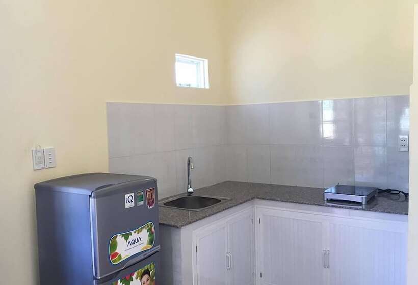 هتل Tina Bungalow