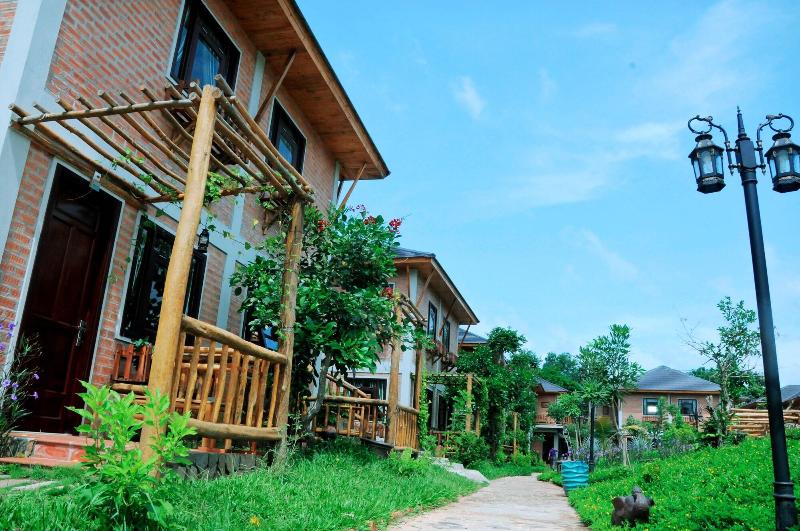 هتل Vela Phu Quoc Resort