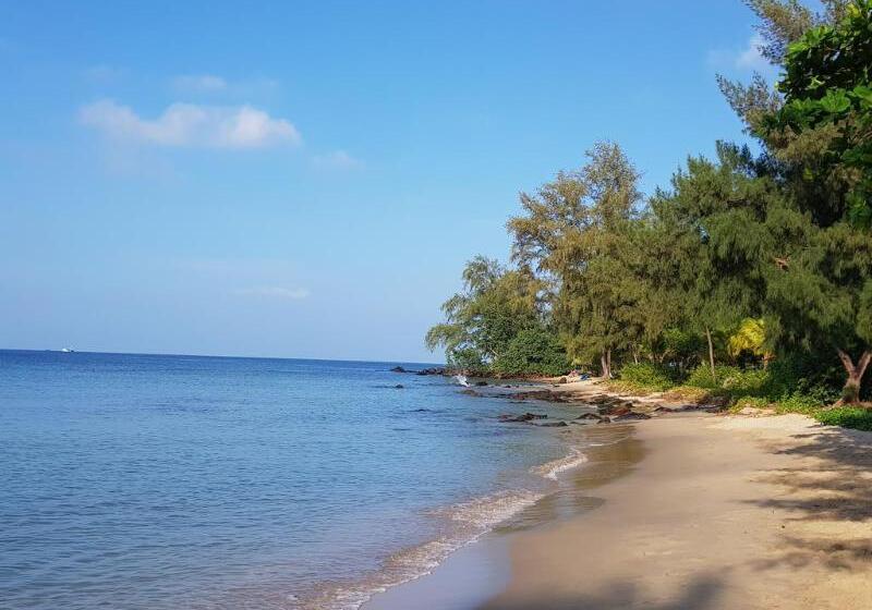 هتل Vela Phu Quoc Resort