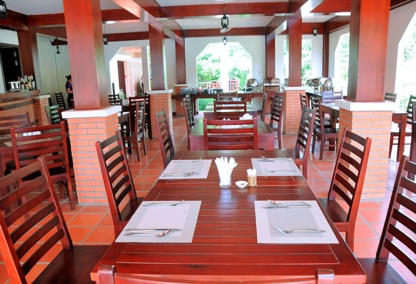 هتل Vela Phu Quoc Resort