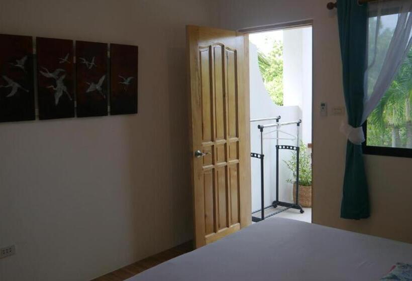 Moalboal T Breeze Coastal Resort