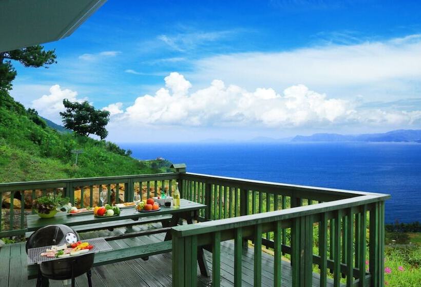 Namhae Montmartre Pension