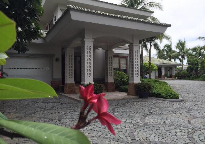 Olalani Resort And Condotel