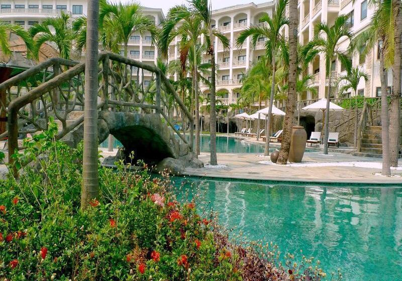 Olalani Resort And Condotel