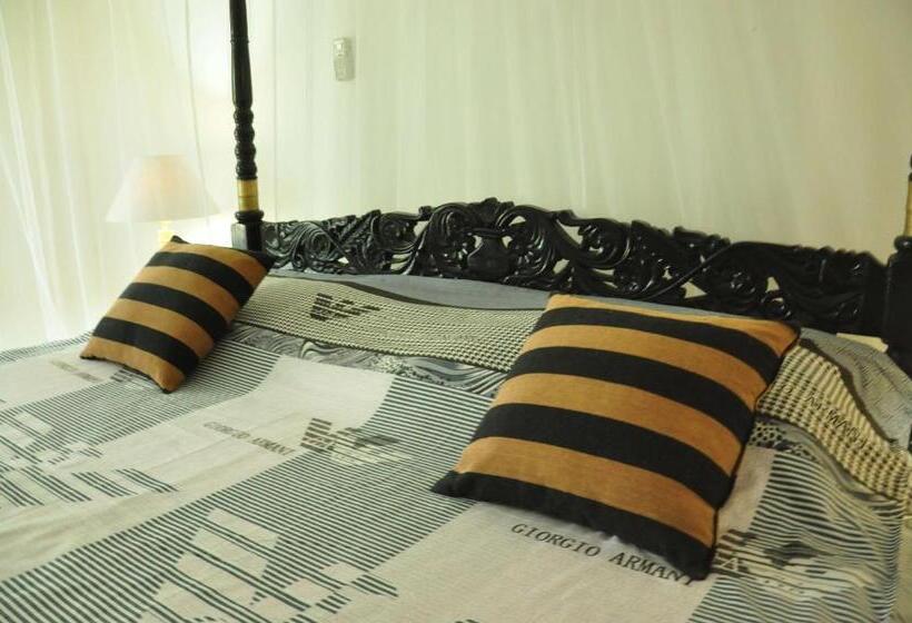 بنسيون Asantha Guest House