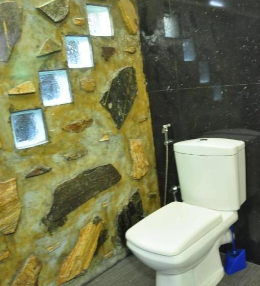 بنسيون Asantha Guest House