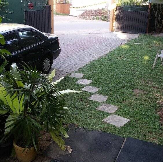 膳宿费 Sk House Resort Unawatuna