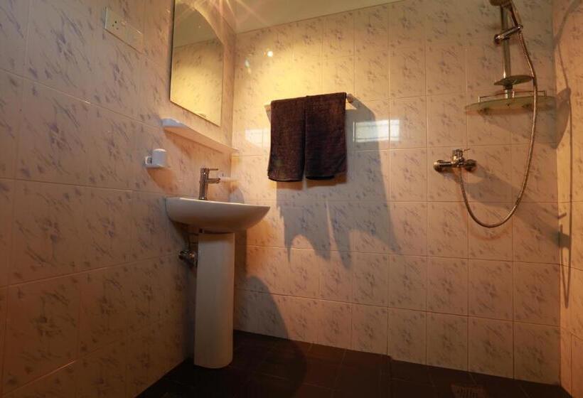 بنسيون Flamingo Guest House