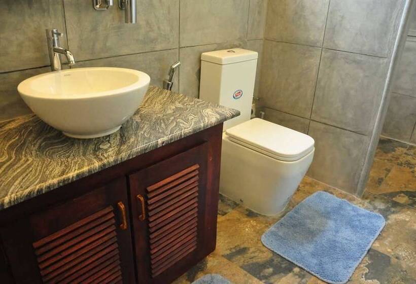 بنسيون Helis Place