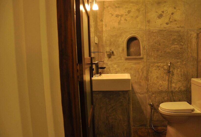 بنسيون Helis Place