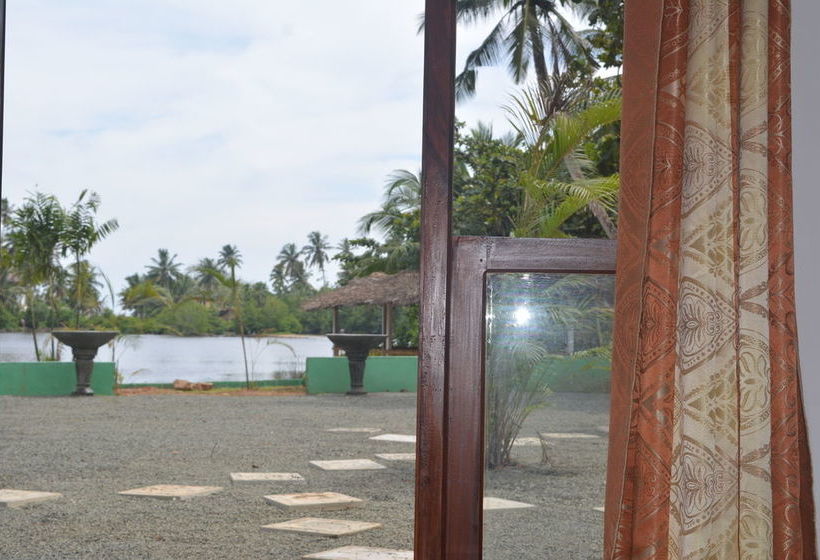 ペンション Lagoon Resort Goviyapana