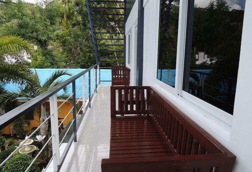 פנסיון L&m Hearthstones Lodge