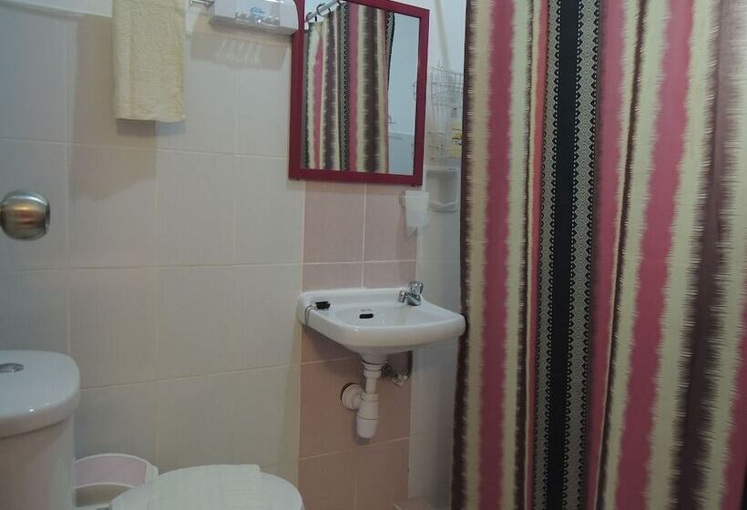 פנסיון L&m Hearthstones Lodge