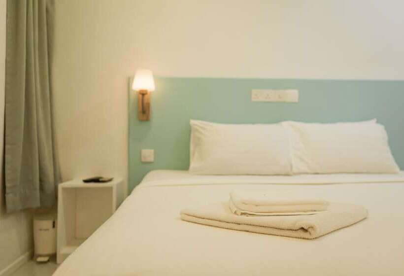 پانسیون Nala Island Village