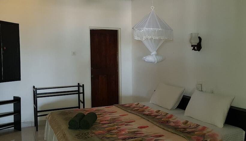 Пансион Sea Shine Guest House