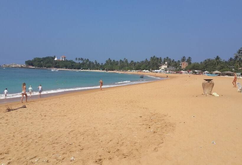 بنسيون Sea Song