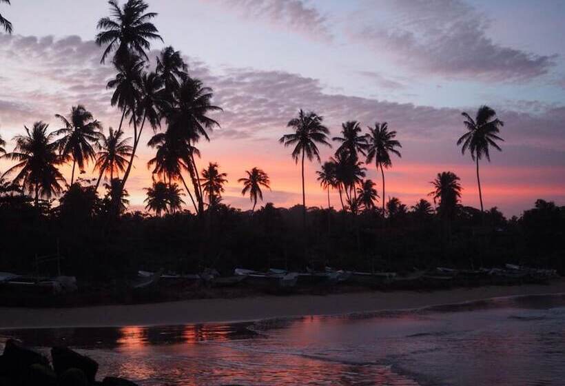 Пансион Talalla Bay Beach