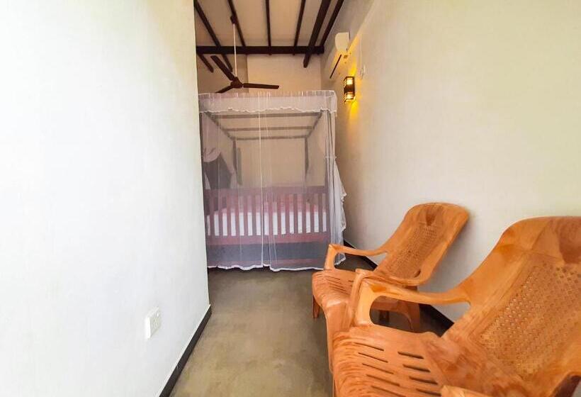 بنسيون Unawatuna Guest