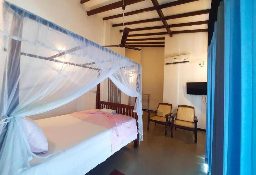 بنسيون Unawatuna Guest