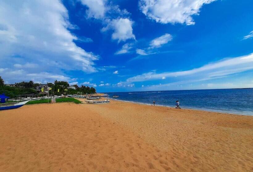 بنسيون Unawatuna Guest