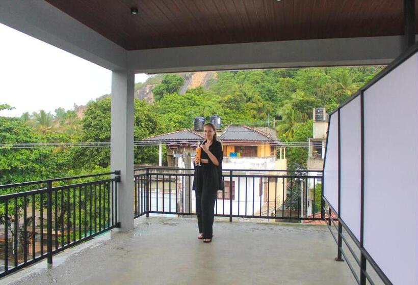 بنسيون Unawatuna Guest