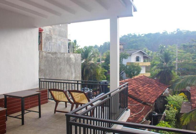 بنسيون Unawatuna Guest