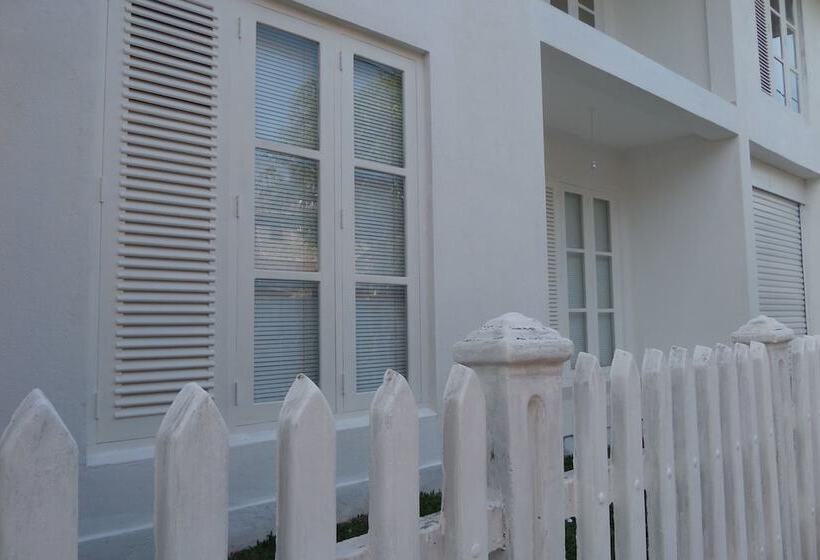 ペンション White Villa Ambalangoda