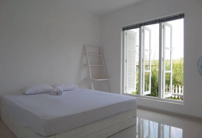 פנסיון White Villa Ambalangoda