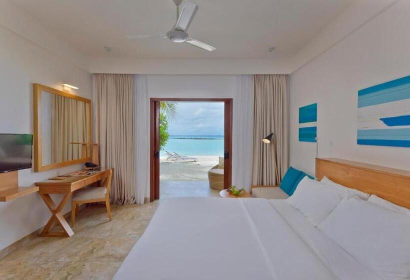 Summer Island Maldives Resort