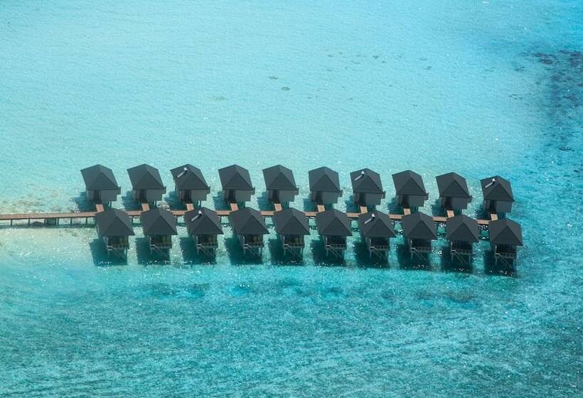 Summer Island Maldives Resort