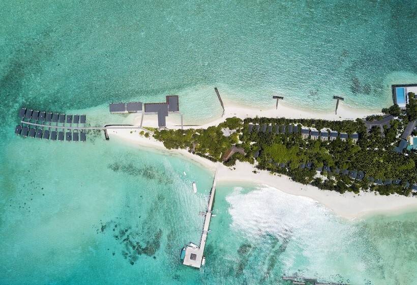 Summer Island Maldives Resort