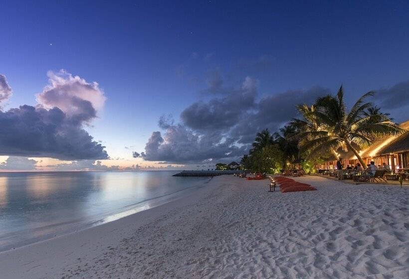 Summer Island Maldives Resort
