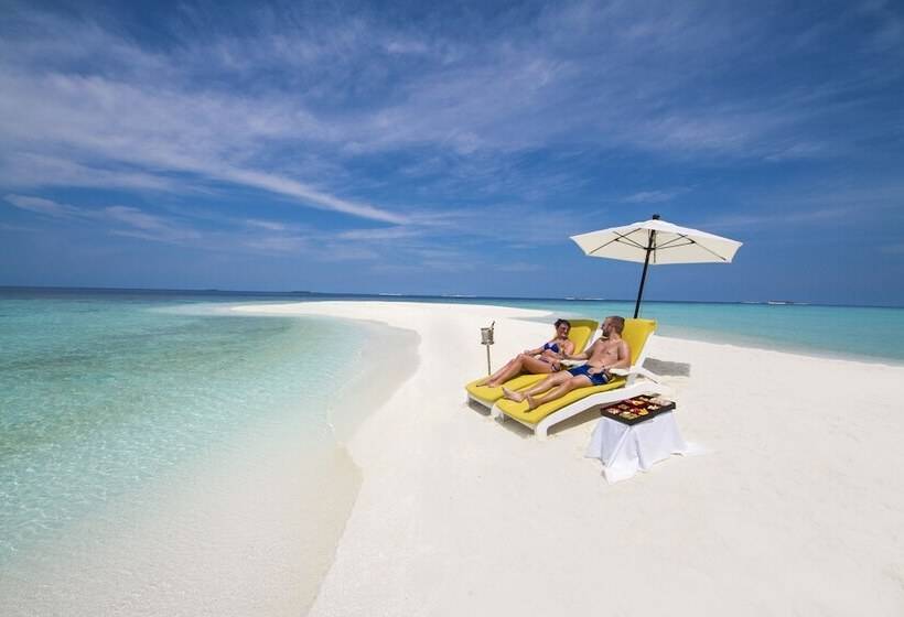 Summer Island Maldives Resort