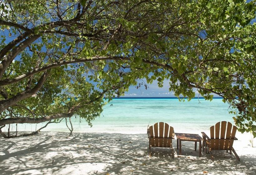 Summer Island Maldives Resort