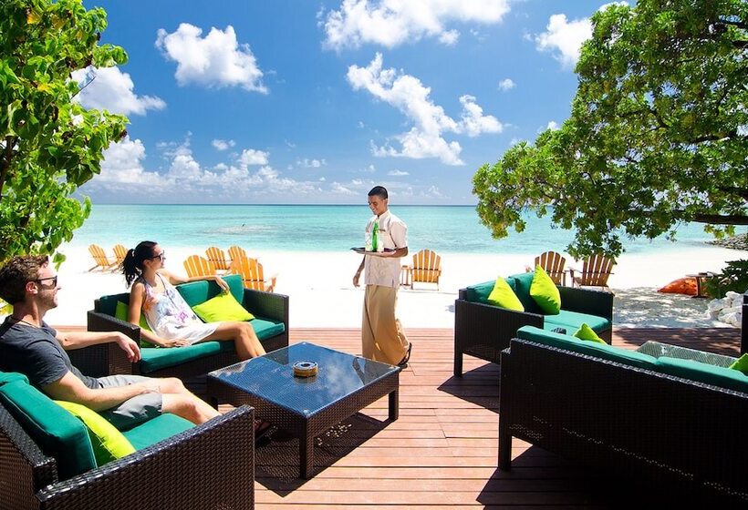 Summer Island Maldives Resort