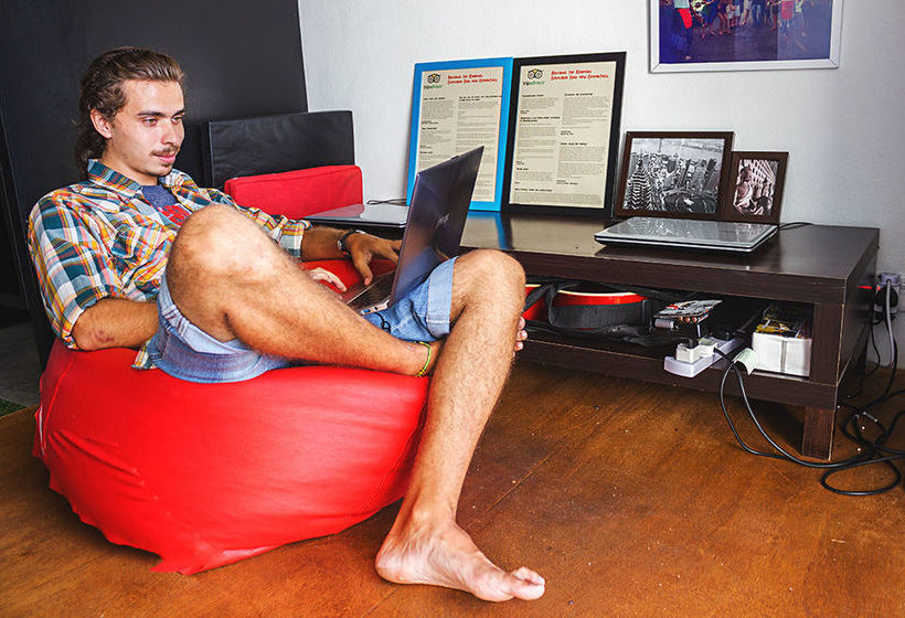 Roomies Boutique Bed & Breakfast  Hostel